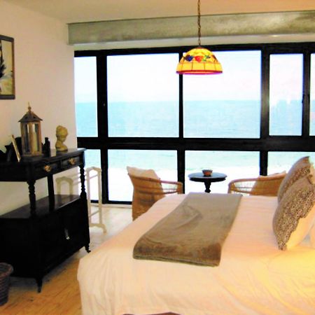 Shells Cozy On-The-Beach Hideaway Pantai Sheffield Bagian luar foto